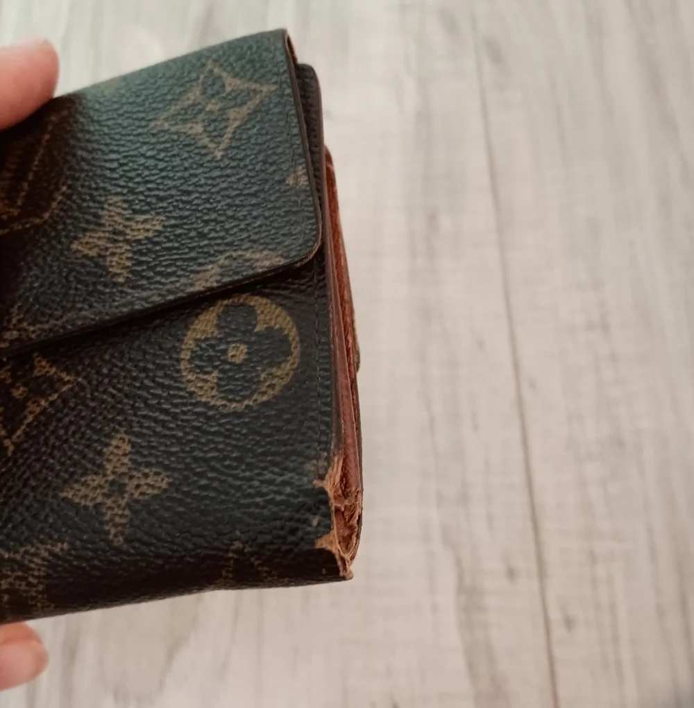 Authentic LOUIS VUITTON Monogram Portefeuille Elise Wallet
